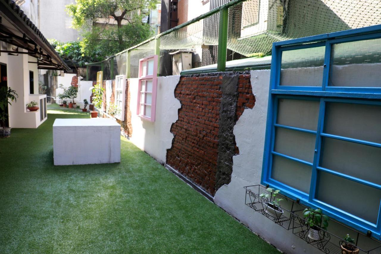 Wholesome Hotel Taipei Exteriör bild