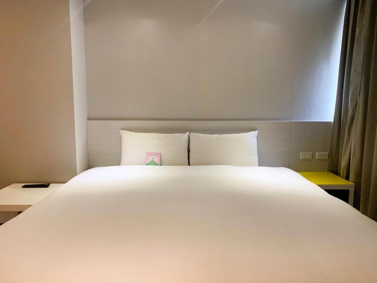 Wholesome Hotel Taipei Exteriör bild