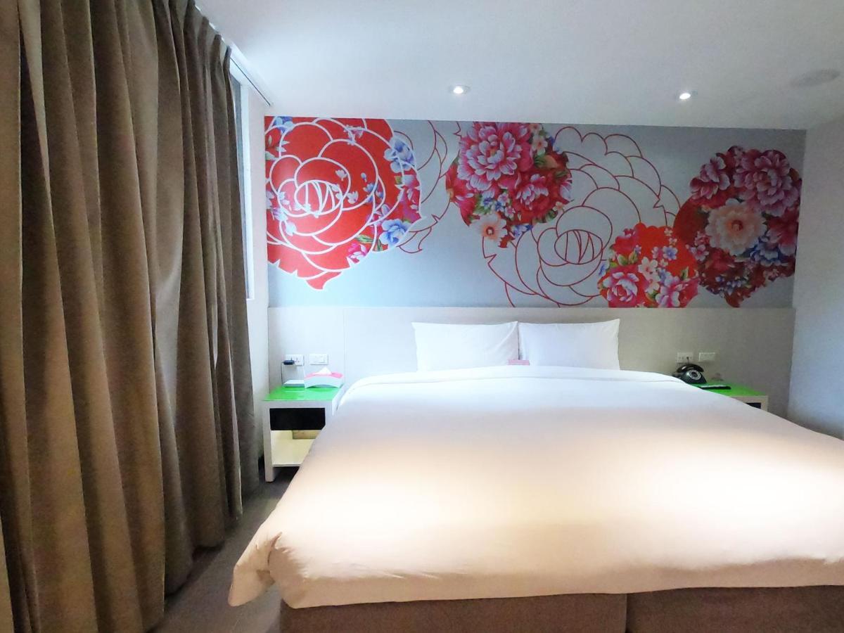 Wholesome Hotel Taipei Exteriör bild